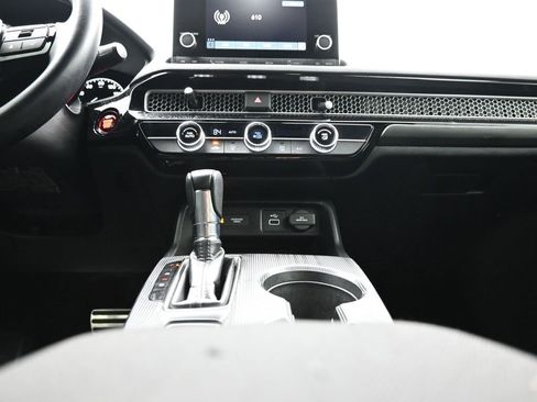 Used 2024 Honda Civic Sport image 13