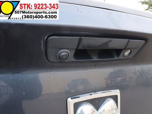 Used 2016 RAM 1500 Laramie w/ Convenience Group image 17