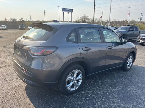 Used 2025 Honda HR-V LX image 7