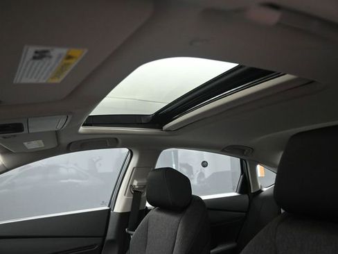 Used 2025 Honda Accord SE image 23