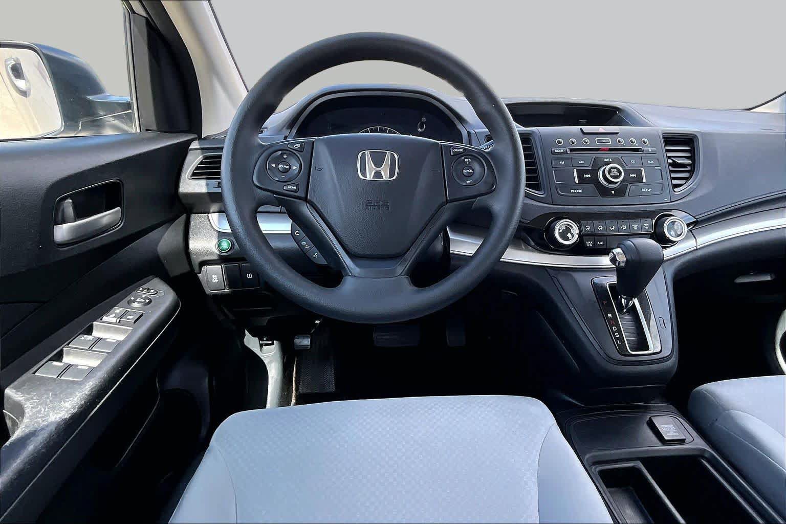 Used 2015 Honda CR-V LX image 6