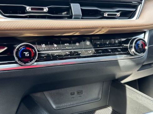 New 2026 Chevrolet Equinox ACTIV w/ Convenience Package III image 40