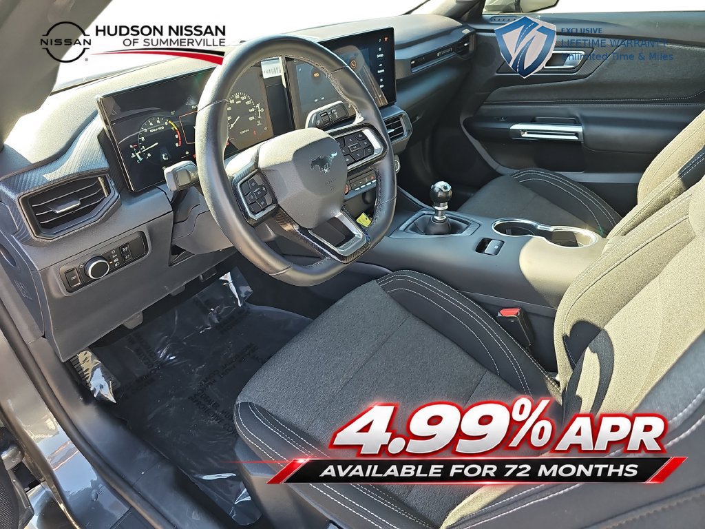 Used 2025 Ford Mustang GT RWD image 16