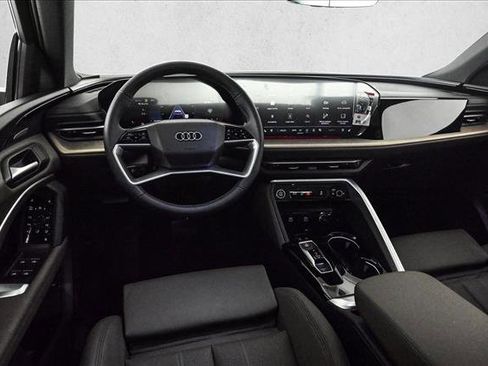 New 2025 Audi Q5 Premium Plus image 18