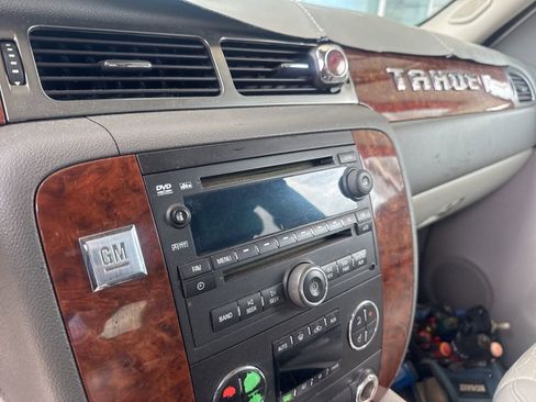 Used 2007 Chevrolet Tahoe LTZ w/ LTZ Preferred Equipment Group image 8