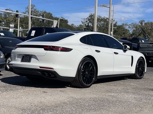 Used 2018 Porsche Panamera 4 image 20