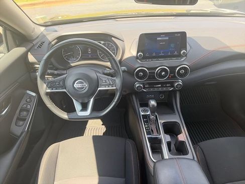 Used 2022 Nissan Sentra SR w/ Lighting Package FWD image 15