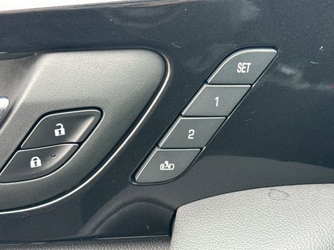 Used 2022 Chevrolet Blazer RS w/ Enhanced Convenience Package image 13