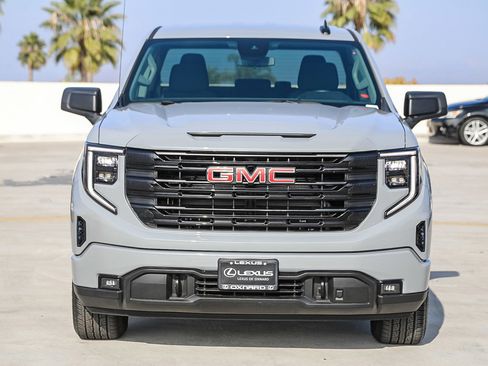 Used 2024 GMC Sierra 1500 Elevation image 2