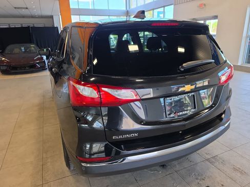 Used 2018 Chevrolet Equinox LT FWD image 10