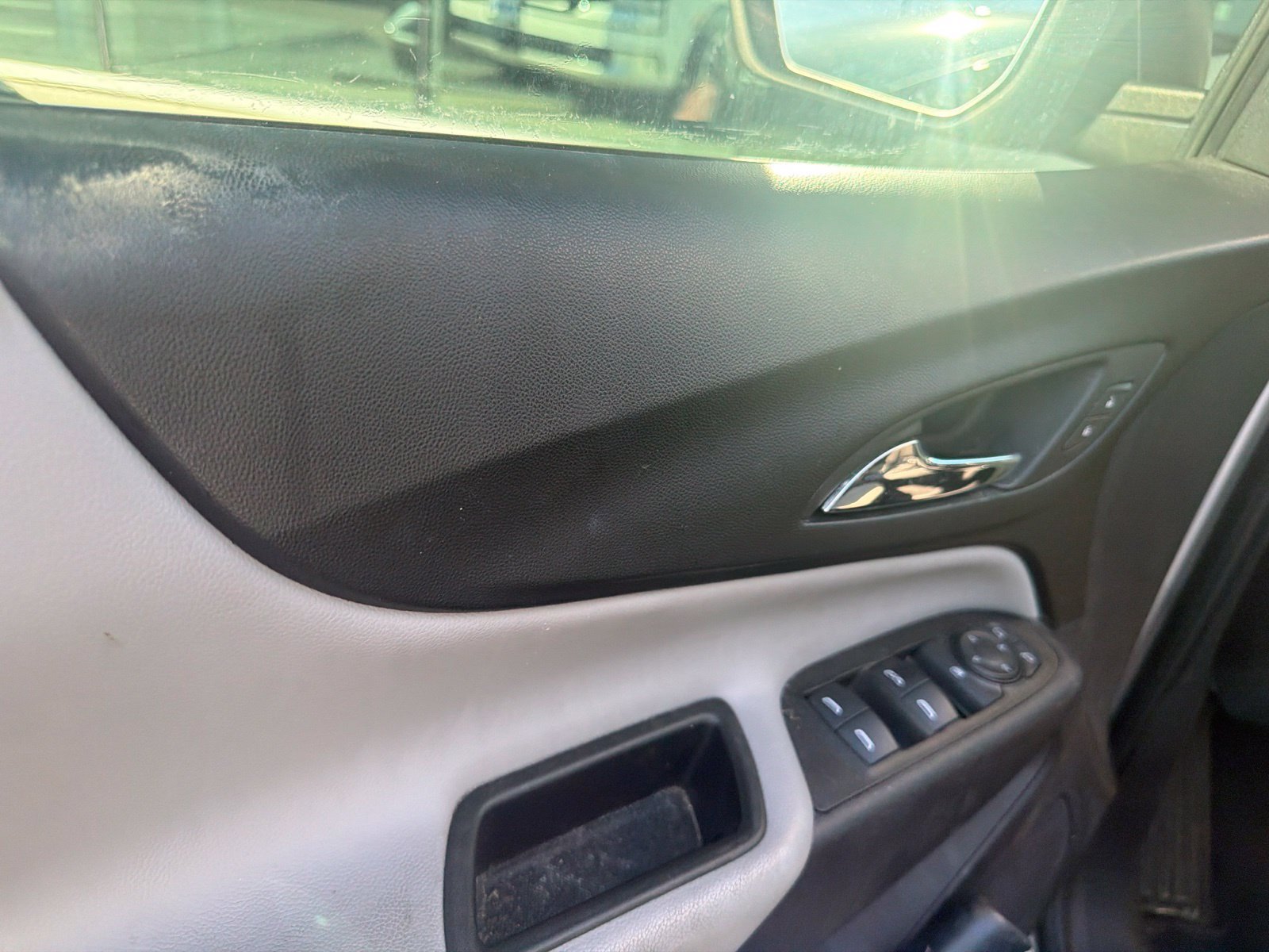 Used 2022 Chevrolet Equinox LS w/ LS Convenience Package FWD image 13