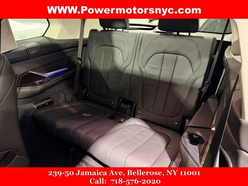 Used 2020 BMW X7 xDrive40i w/ Premium Package image 21