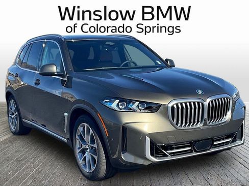 New 2026 BMW X5 xDrive50e w/ Premium Package AWD/4WD image 1