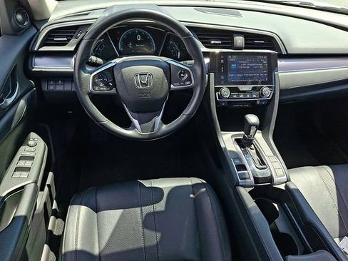 Used 2017 Honda Civic Touring image 11