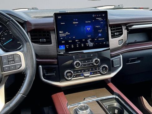 Used 2022 Ford Expedition Max Limited AWD/4WD image 6