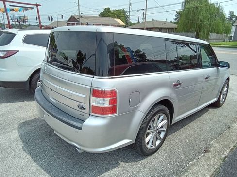 Used 2019 Ford Flex Limited AWD/4WD image 9