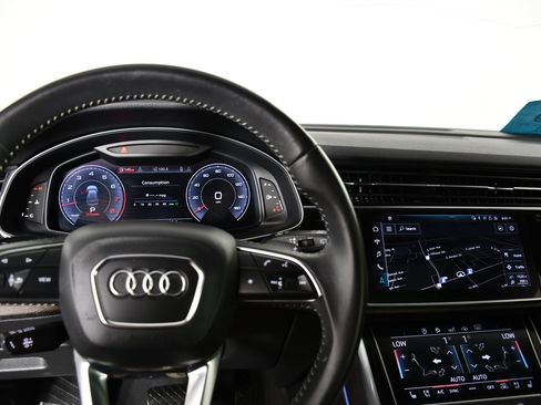 Used 2020 Audi Q8 Premium Plus w/ Premium Plus Package AWD/4WD image 16