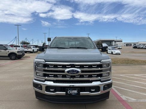 Used 2024 Ford F250 Lariat w/ Chrome Package image 2