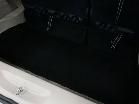 Used 2024 Chrysler Pacifica Touring-L image 43