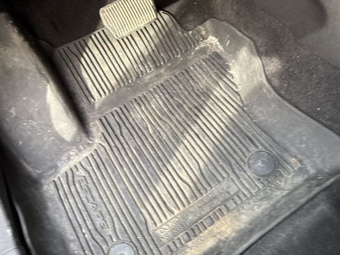 Used 2018 Ford Escape SEL image 17