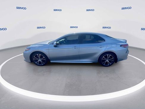 Used 2019 Toyota Camry SE image 5