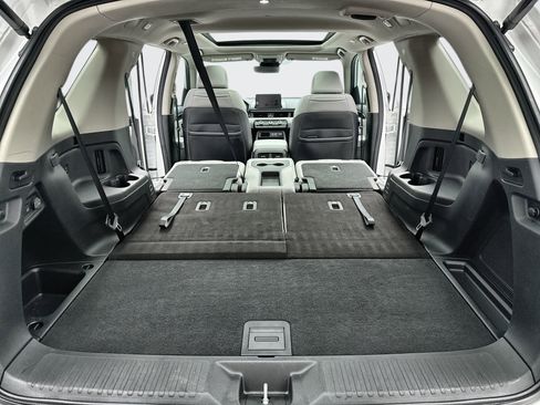 Used 2025 Honda Pilot Elite image 26