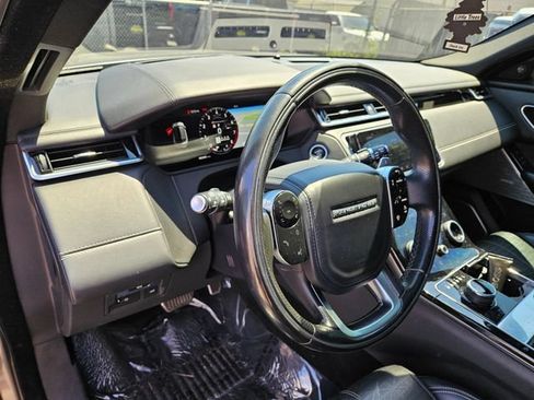 Used 2018 Land Rover Range Rover Velar AWD/4WD image 9
