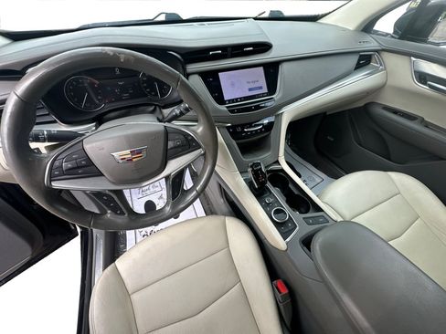 Used 2020 Cadillac XT5 Premium Luxury FWD image 31