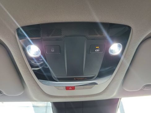 Certified 2025 Kia Seltos S AWD/4WD image 29