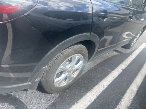 Used 2024 Honda HR-V LX image 7