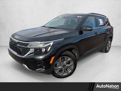 Used 2024 Kia Seltos S image 1