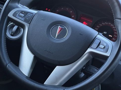Used 2009 Pontiac G8 GT w/ Premium Package image 30