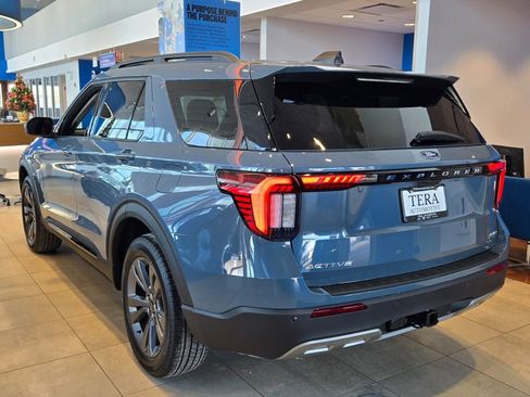 New 2026 Ford Explorer Active w/ Active Comfort Package image 15