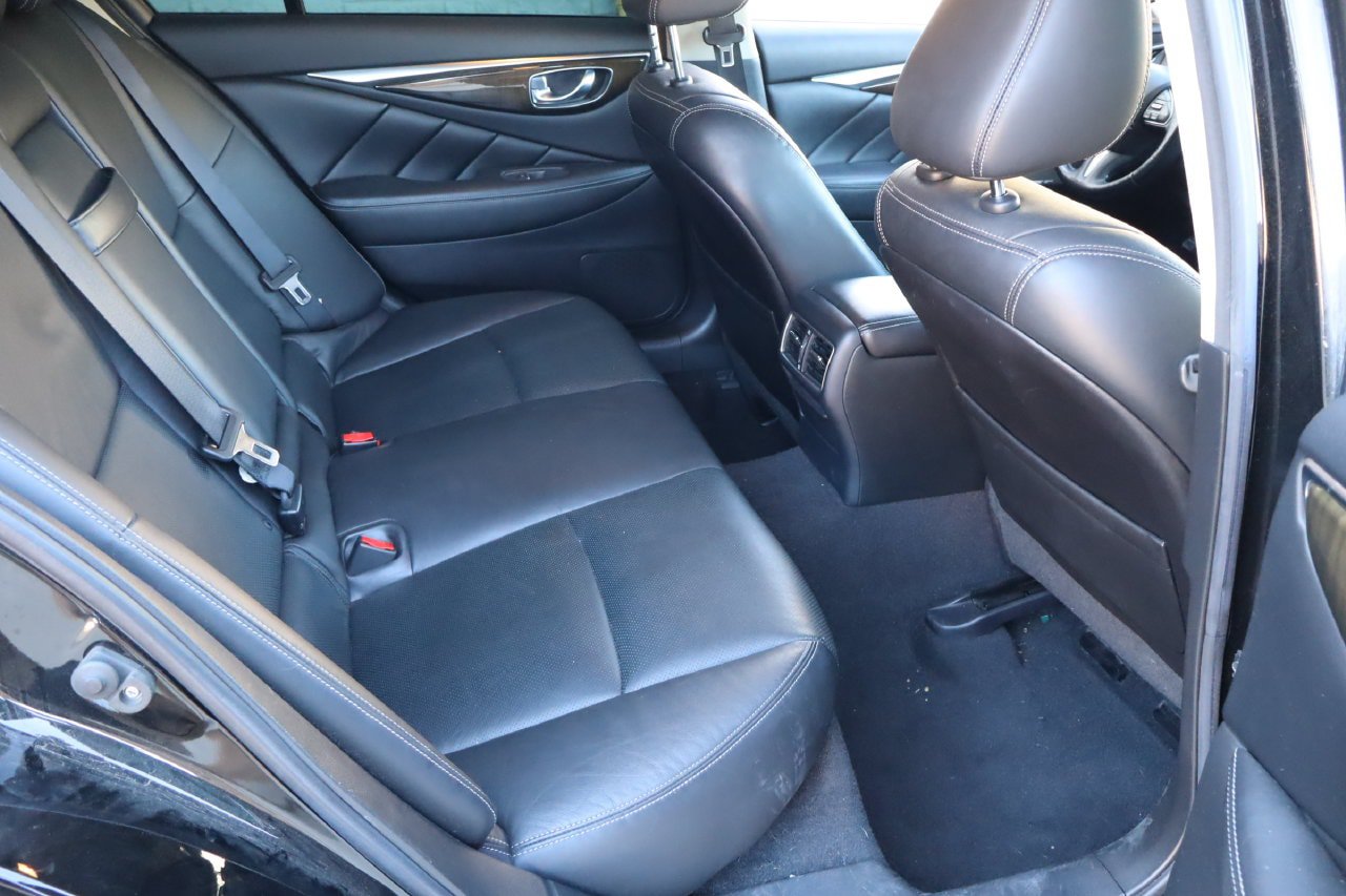 Used 2017 INFINITI Q50 3.0t Premium w/ Driver Assistance Package RWD image 18