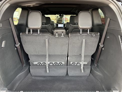 New 2026 Chrysler Pacifica Limited w/ S Appearance Package FWD image 19