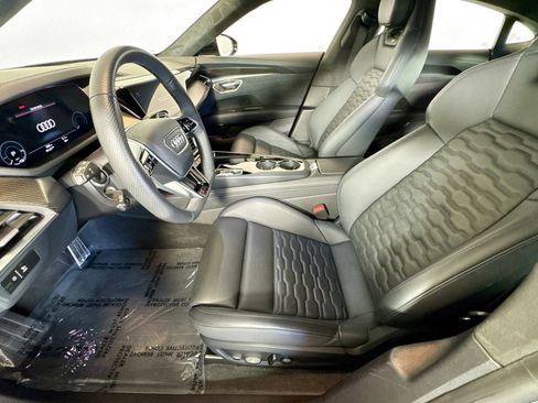 Used 2023 Audi RS e-tron GT w/ Carbon Performance Package image 19