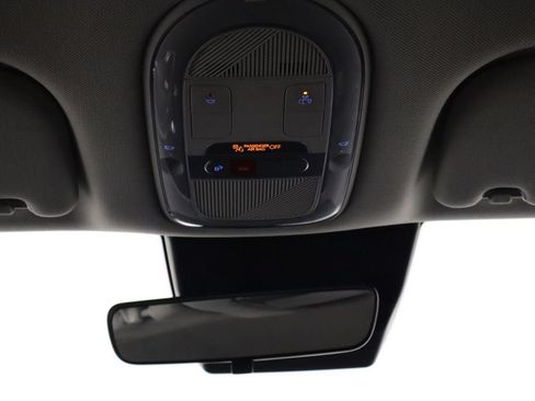 Used 2025 Hyundai Ioniq 5 SE RWD image 23