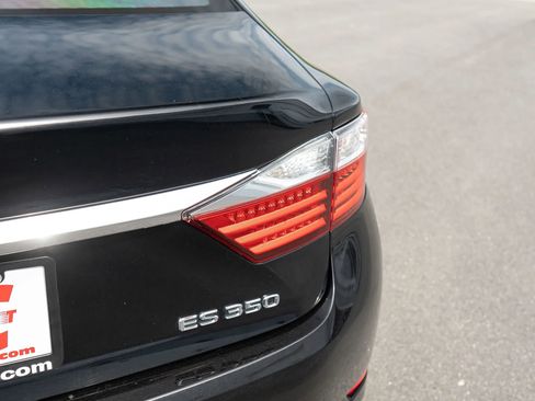 Used 2015 Lexus ES 350 w/ Premium Package image 13