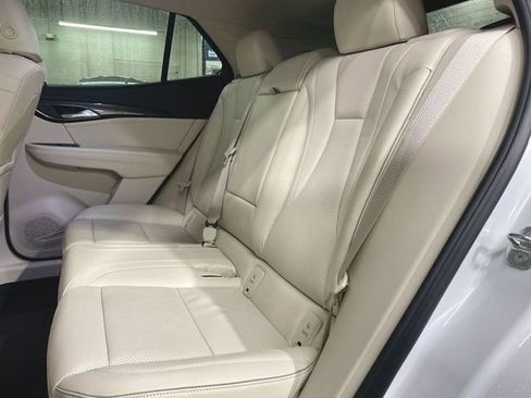 Used 2023 Buick Envision Essence image 23