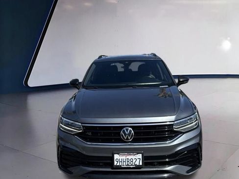 Certified 2023 Volkswagen Tiguan SE R-Line FWD image 7
