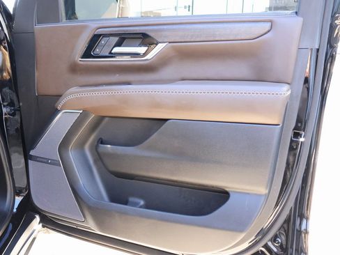 Certified 2026 GMC Yukon Denali Ultimate image 13