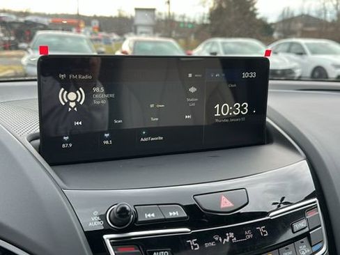 Used 2026 Acura RDX SH-AWD image 15