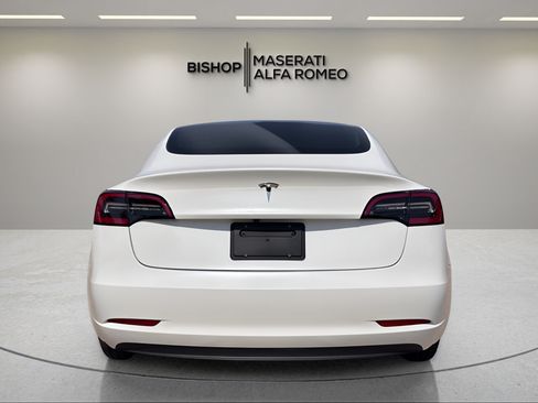 Used 2023 Tesla Model 3 Standard Range RWD image 4