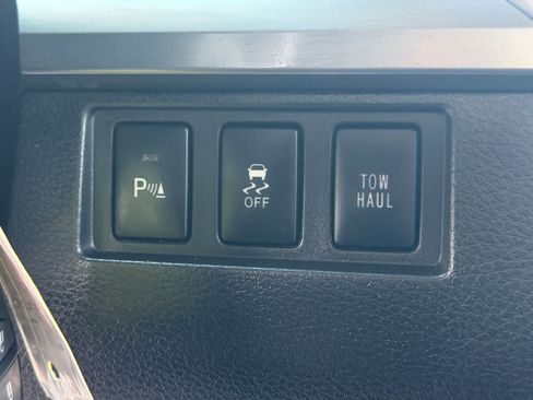 Used 2015 Toyota Tundra Platinum AWD/4WD image 29
