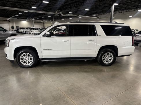 Used 2018 GMC Yukon XL SLT w/ HD Trailering Package image 4
