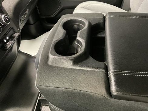 Used 2020 RAM 1500 Big Horn AWD/4WD image 21
