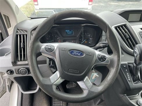 Used 2018 Ford Transit 350 XLT image 10