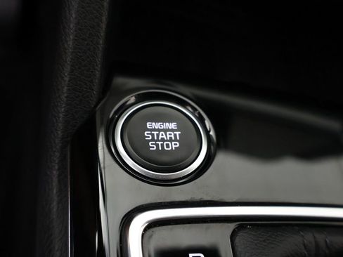 Certified 2023 Kia Sportage EX FWD image 39