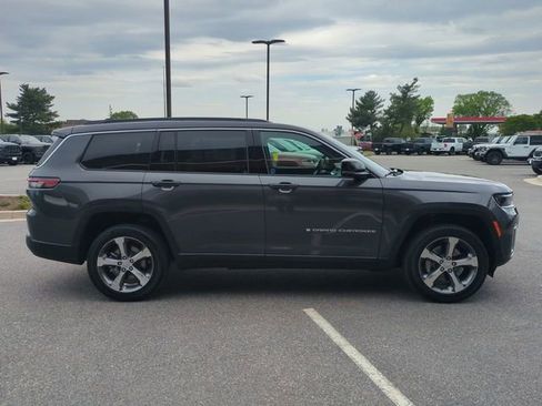 New 2026 Jeep Grand Cherokee L Limited AWD/4WD image 3