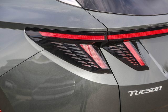 New 2026 Hyundai Tucson Limited AWD/4WD image 10